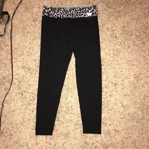 Victoria’s Secret yoga leggings